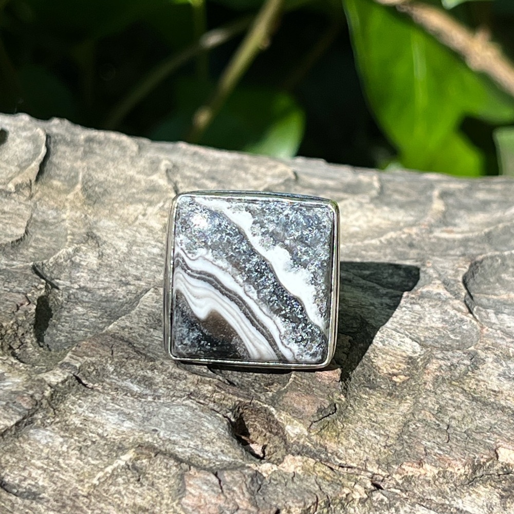 Size 7.5‎ 925 silver plated square layered jasper ring